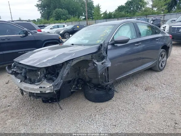 1HGCV1F47JA133575 2018 HONDA ACCORD - Image 2
