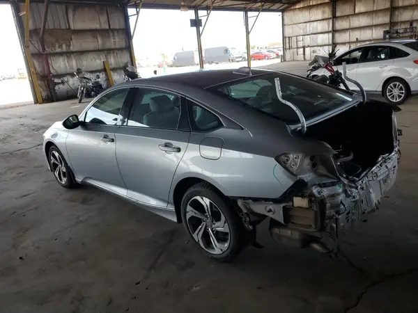 1HGCV1F47JA136590 2018 HONDA ACCORD - Image 2