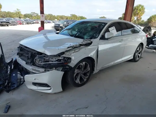 1HGCV1F47JA145578 2018 HONDA ACCORD - Image 2