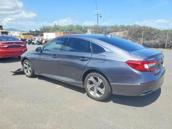 1HGCV1F47JA147993 2018 HONDA ACCORD - Image 2
