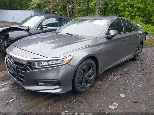 1HGCV1F47JA168648 2018 HONDA ACCORD - Image 2