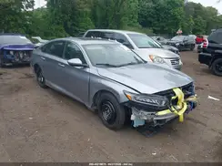 1HGCV1F47JA173512 2018 HONDA ACCORD
