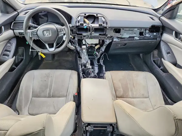 1HGCV1F47JA194277 2018 HONDA ACCORD - Image 8