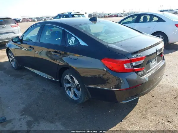 1HGCV1F47JA242618 2018 HONDA ACCORD - Image 2