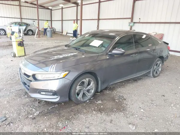 1HGCV1F47JA256731 2018 HONDA ACCORD - Image 2