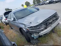 1HGCV1F47KA095704 2019 HONDA ACCORD