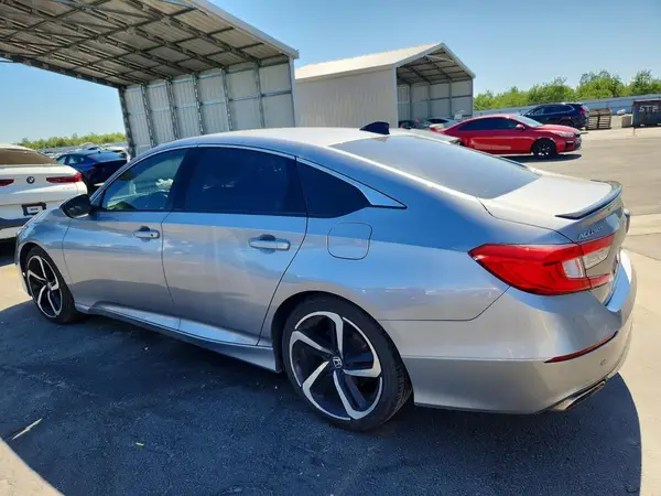 1HGCV1F47MA018012 2021 HONDA ACCORD - Image 2