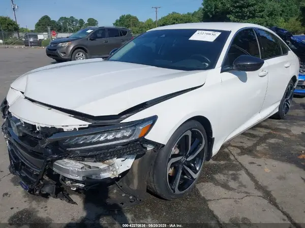 1HGCV1F47NA111209 2022 HONDA ACCORD - Image 2