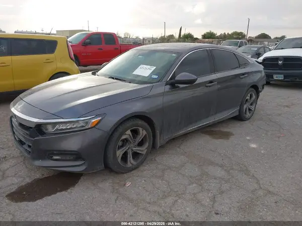 1HGCV1F48JA006852 2018 HONDA ACCORD - Image 2