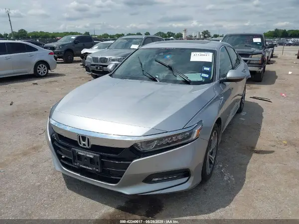 1HGCV1F48JA013462 2018 HONDA ACCORD - Image 2