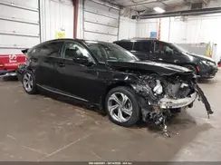 1HGCV1F48JA025577 2018 HONDA ACCORD