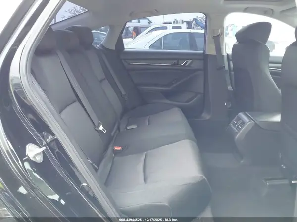 1HGCV1F48JA030486 2018 HONDA ACCORD - Image 8