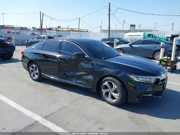 1HGCV1F48JA033601 2018 HONDA ACCORD - Image 1
