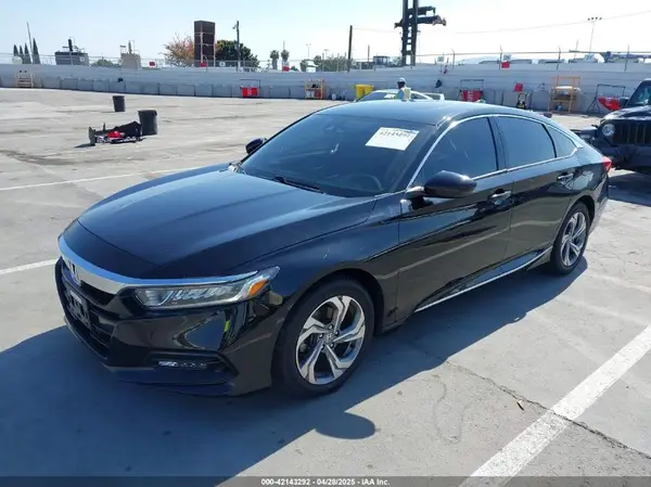 1HGCV1F48JA033601 2018 HONDA ACCORD - Image 2