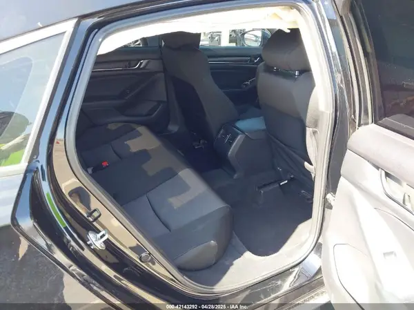 1HGCV1F48JA033601 2018 HONDA ACCORD - Image 8