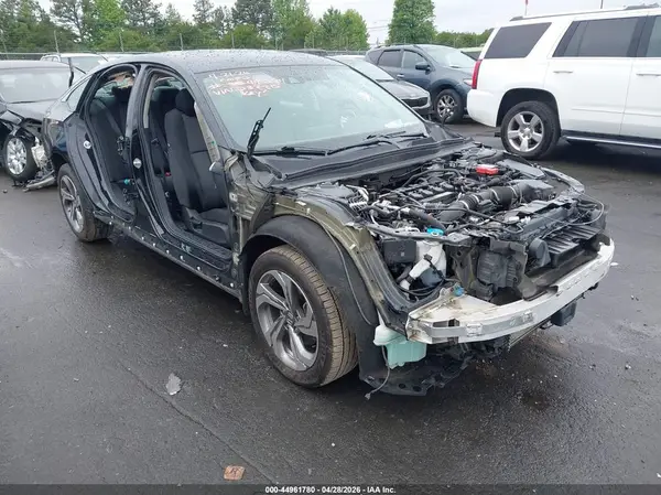 1HGCV1F48JA038815 2018 HONDA ACCORD - Image 1