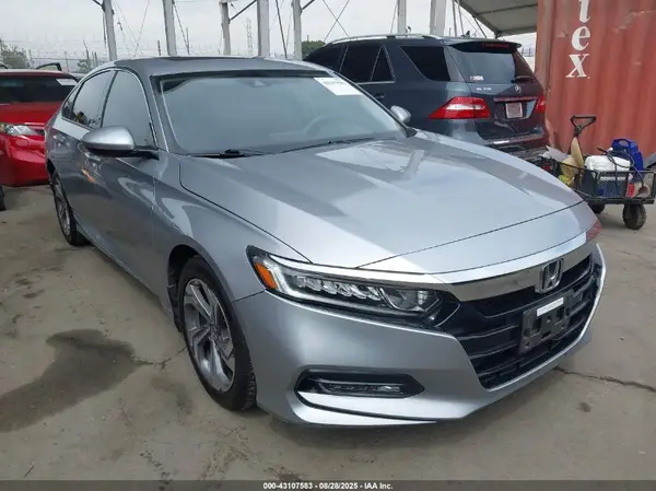 1HGCV1F48JA042377 2018 HONDA ACCORD - Image 1