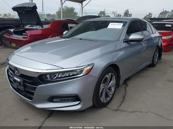 1HGCV1F48JA042377 2018 HONDA ACCORD - Image 2