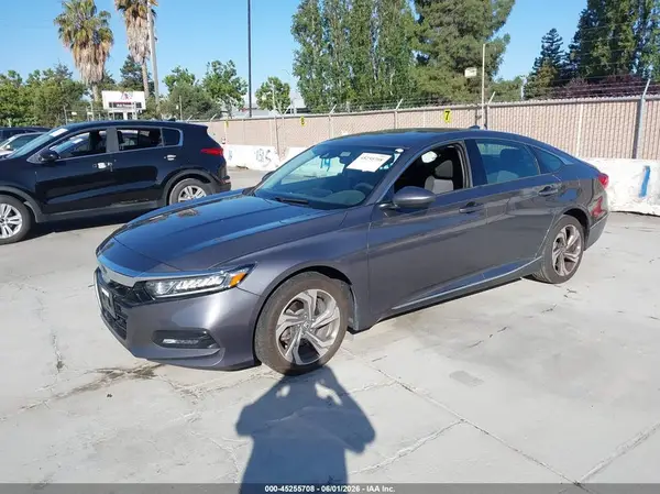 1HGCV1F48JA045392 2018 HONDA ACCORD - Image 2