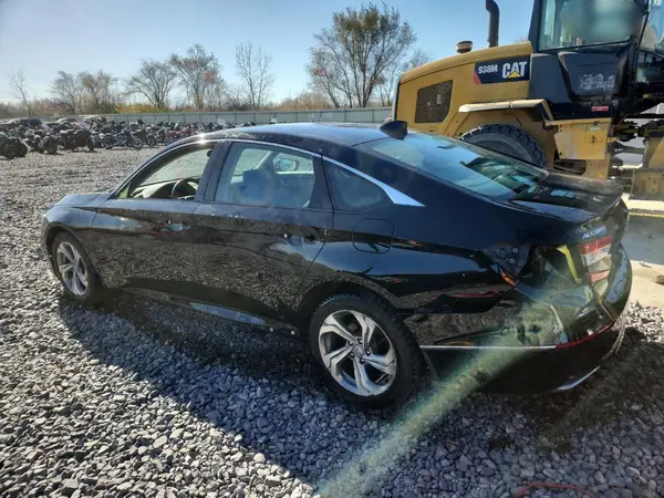 1HGCV1F48JA052441 2018 HONDA ACCORD - Image 2