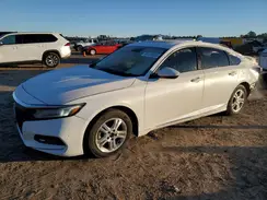 1HGCV1F48JA057395 2018 HONDA ACCORD