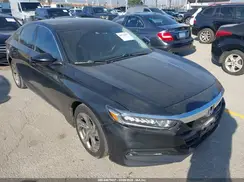 1HGCV1F48JA083950 2018 HONDA ACCORD