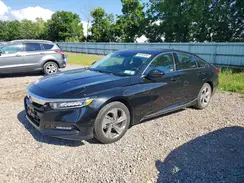 1HGCV1F48JA108913 2018 HONDA ACCORD