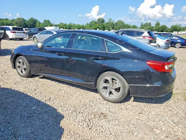 1HGCV1F48JA108913 2018 HONDA ACCORD - Image 2