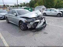 1HGCV1F48JA112816 2018 HONDA ACCORD