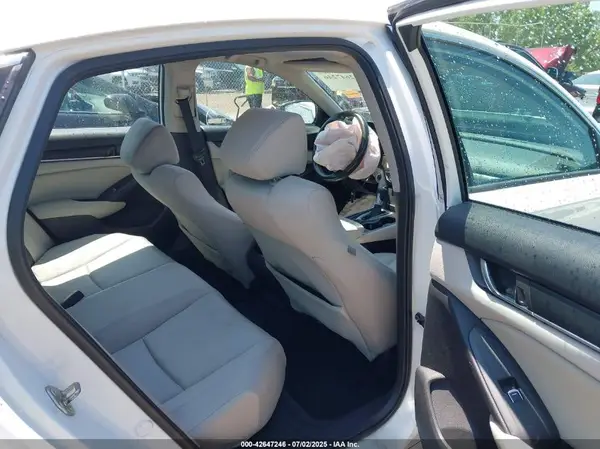 1HGCV1F48JA141314 2018 HONDA ACCORD - Image 8