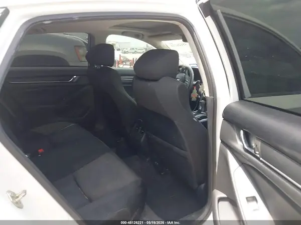 1HGCV1F48JA198211 2018 HONDA ACCORD - Image 8