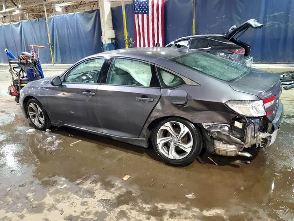 1HGCV1F48JA216741 2018 HONDA ACCORD - Image 2