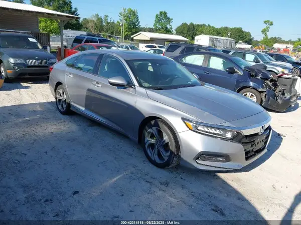 1HGCV1F48JA267222 2018 HONDA ACCORD - Image 1