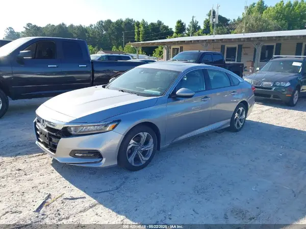 1HGCV1F48JA267222 2018 HONDA ACCORD - Image 2