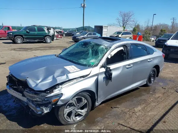 1HGCV1F48LA064642 2020 HONDA ACCORD - Image 2