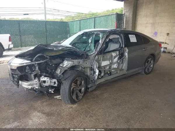 1HGCV1F48LA096846 2020 HONDA ACCORD - Image 2