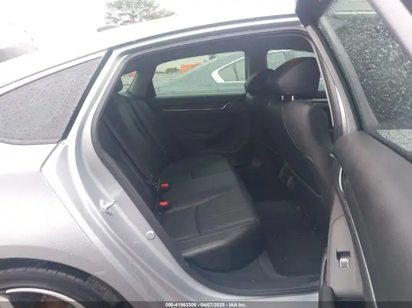 1HGCV1F48NA105208 2022 HONDA ACCORD - Image 8