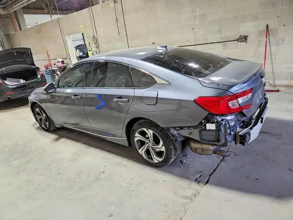 1HGCV1F49JA004897 2018 HONDA ACCORD - Image 2