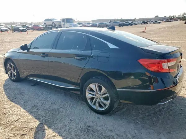 1HGCV1F49JA019884 2018 HONDA ACCORD - Image 2