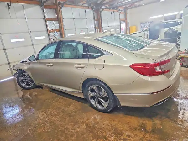 1HGCV1F49JA028326 2018 HONDA ACCORD - Image 2