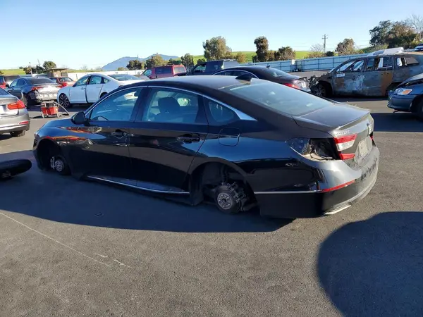 1HGCV1F49JA029847 2018 HONDA ACCORD - Image 2