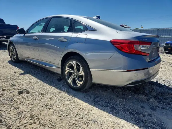 1HGCV1F49JA047068 2018 HONDA ACCORD - Image 2