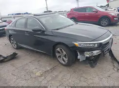 1HGCV1F49JA055607 2018 HONDA ACCORD
