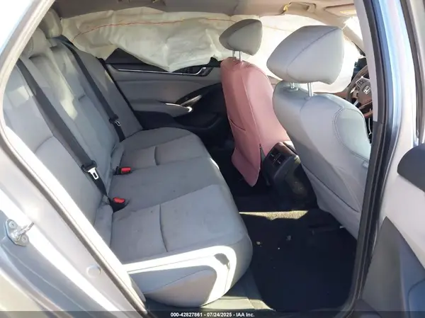 1HGCV1F49JA067868 2018 HONDA ACCORD - Image 8