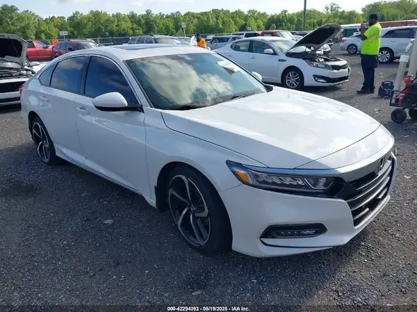 1HGCV1F49JA071791 2018 HONDA ACCORD - Image 1