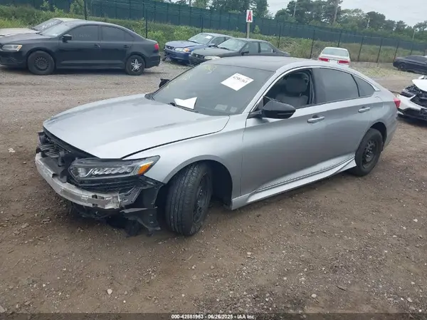 1HGCV1F49JA077705 2018 HONDA ACCORD - Image 2