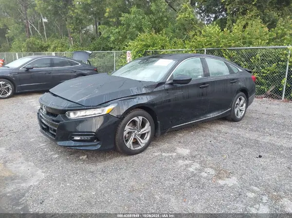 1HGCV1F49JA114767 2018 HONDA ACCORD - Image 2