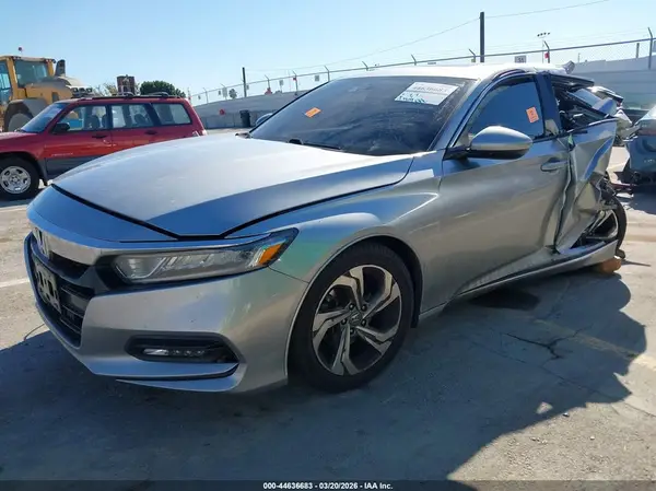 1HGCV1F49JA165721 2018 HONDA ACCORD - Image 2