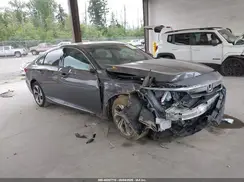 1HGCV1F49JA181725 2018 HONDA ACCORD