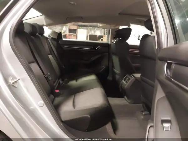 1HGCV1F49JA215629 2018 HONDA ACCORD - Image 8
